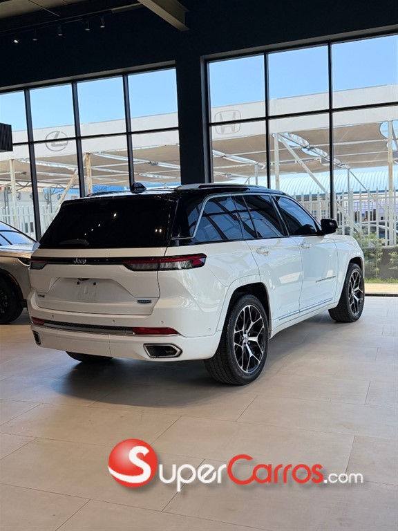 2022 Jeep Grand Cherokee Summit 4xe — foto 6 / 12