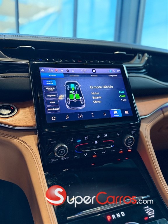 2022 Jeep Grand Cherokee Summit 4xe — foto 10 / 12
