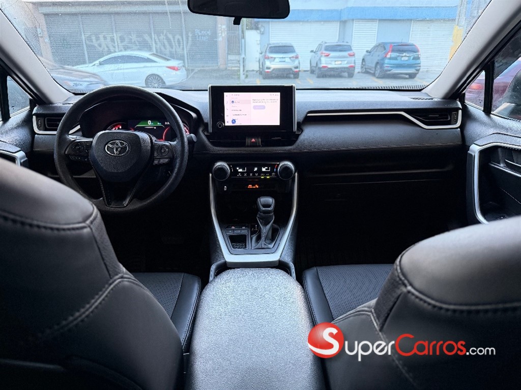 2023 Toyota RAV4 LE — foto 4 / 7