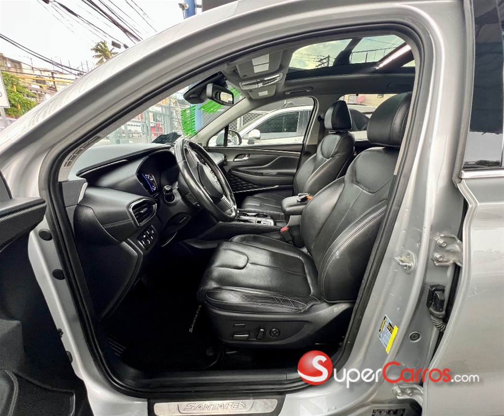 2020 Hyundai Santa Fe Limited — foto 7 / 12