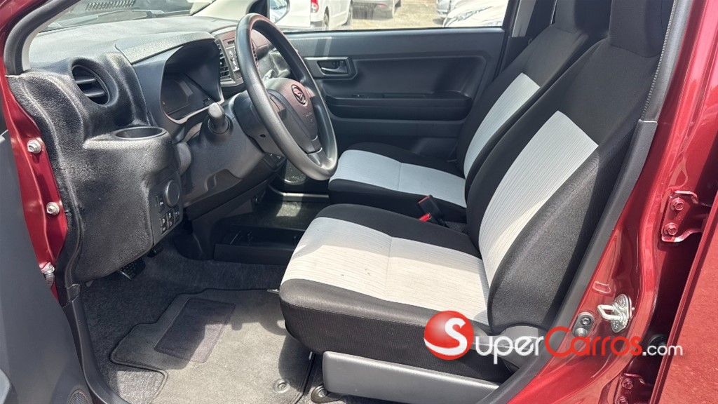 2021 Daihatsu Mira — foto 4 / 12
