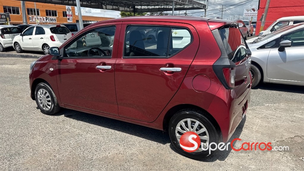 2021 Daihatsu Mira — foto 9 / 12