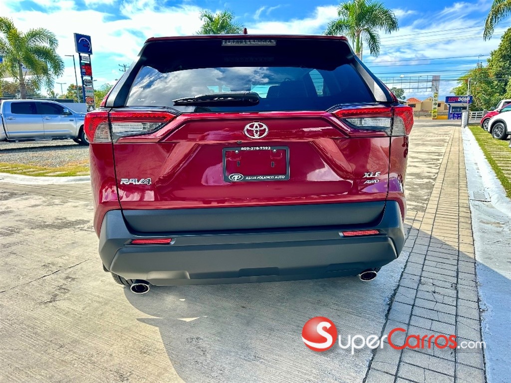 2020 Toyota RAV4 XLE Premium — foto 5 / 12