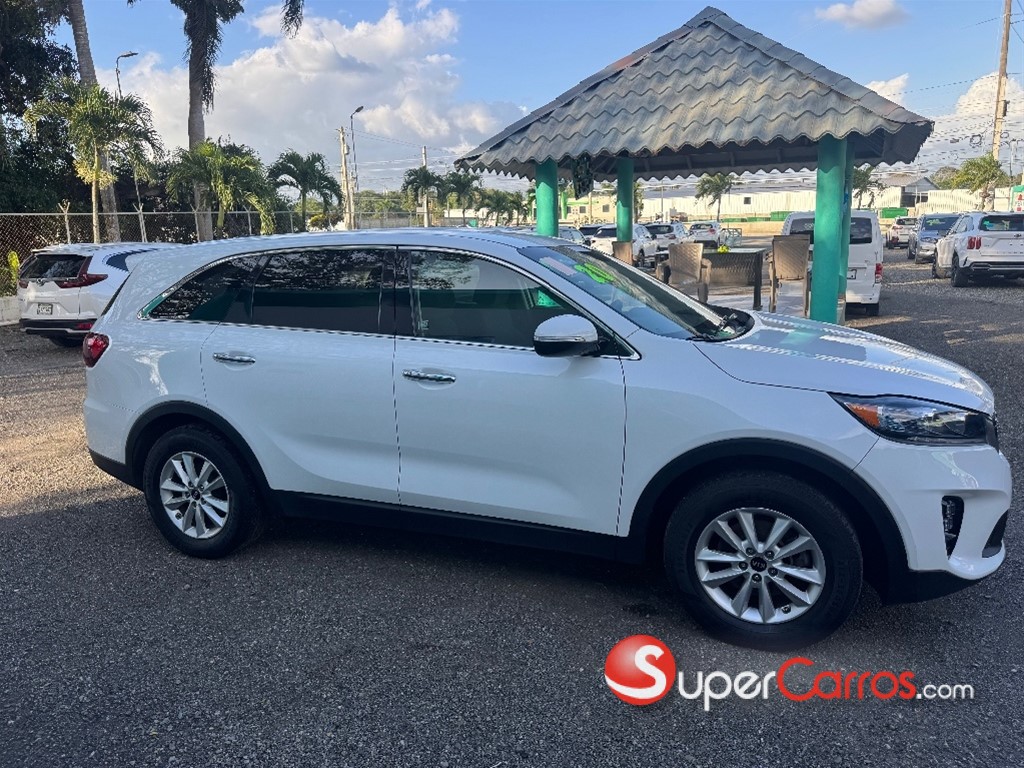 2020 Kia Sorento LX — foto 4 / 11