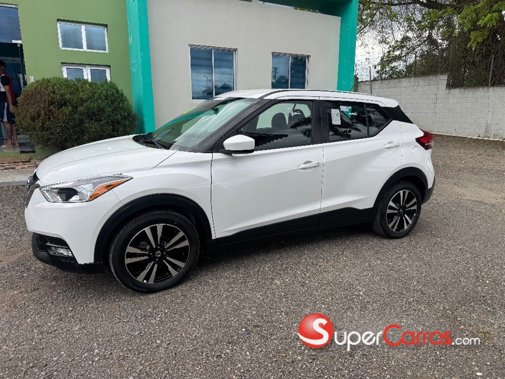 2020 Nissan Kicks SV — foto 6 / 10