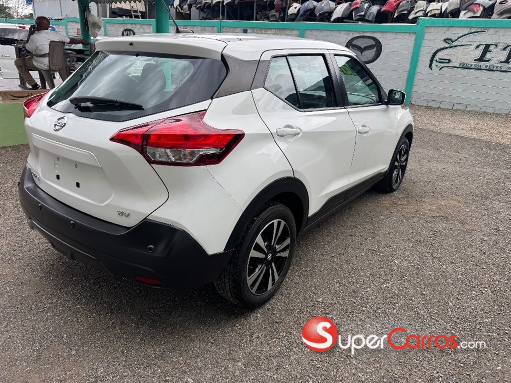2020 Nissan Kicks SV — foto 7 / 10
