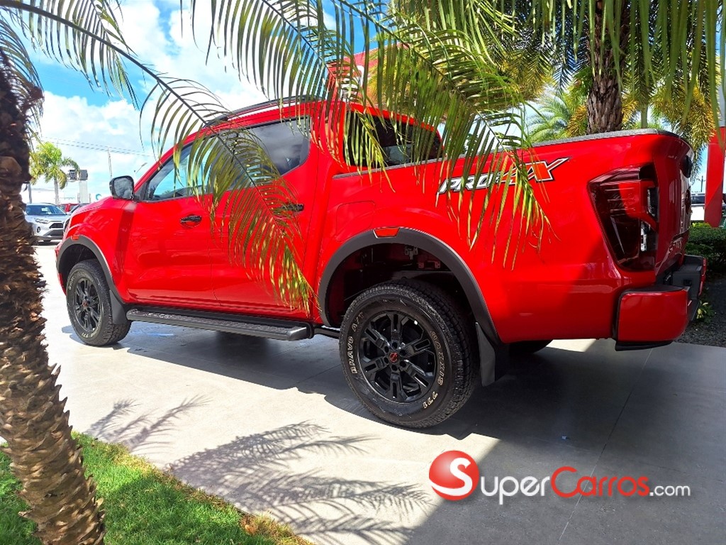 2026 Nissan Frontier Pro-4X — foto 2 / 6