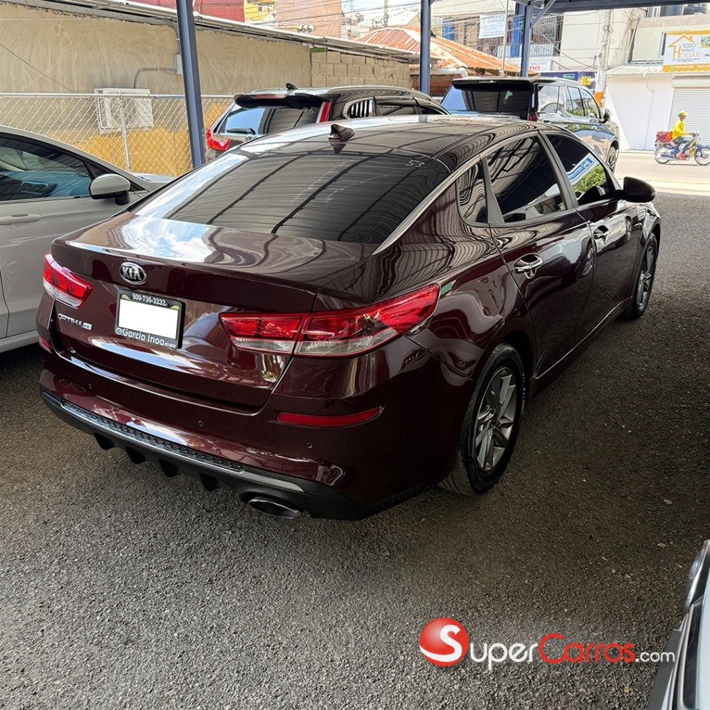 2019 Kia Optima LX — foto 6 / 9