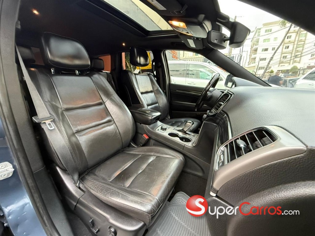 2020 Jeep Grand Cherokee Limited — foto 7 / 12