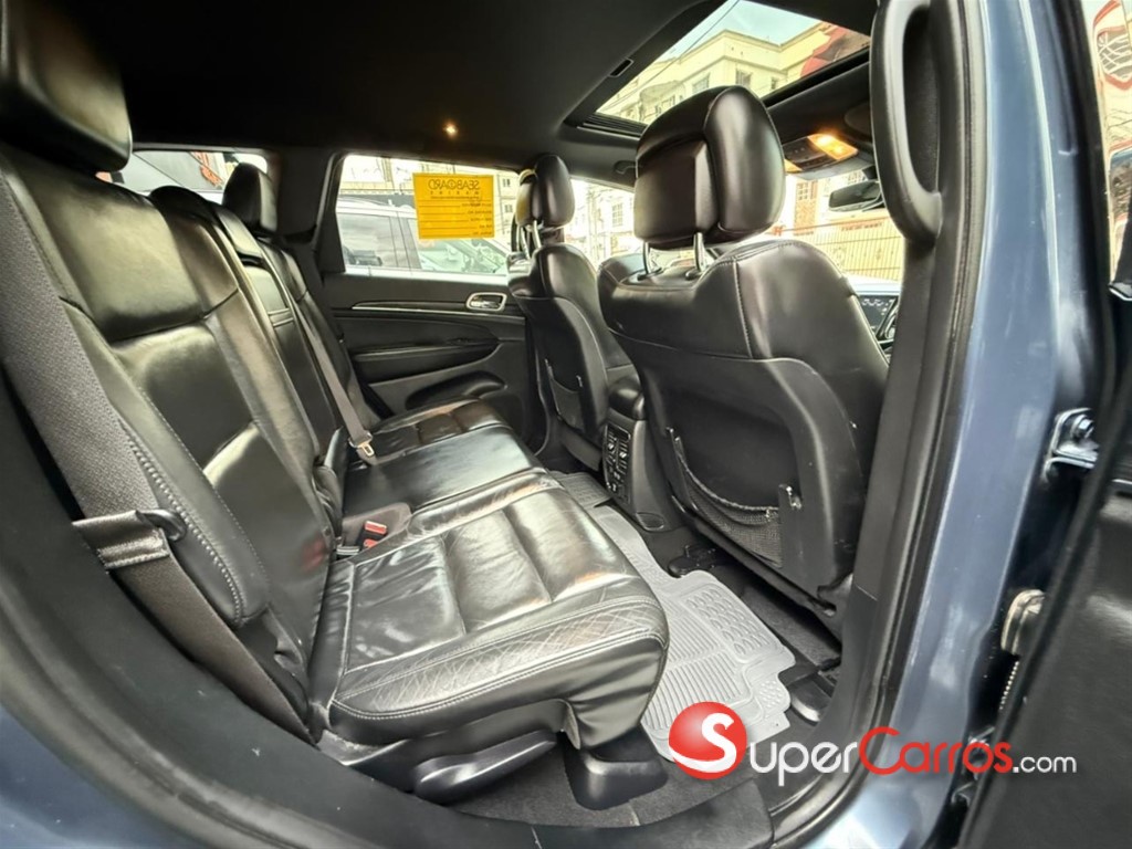 2020 Jeep Grand Cherokee Limited — foto 9 / 12