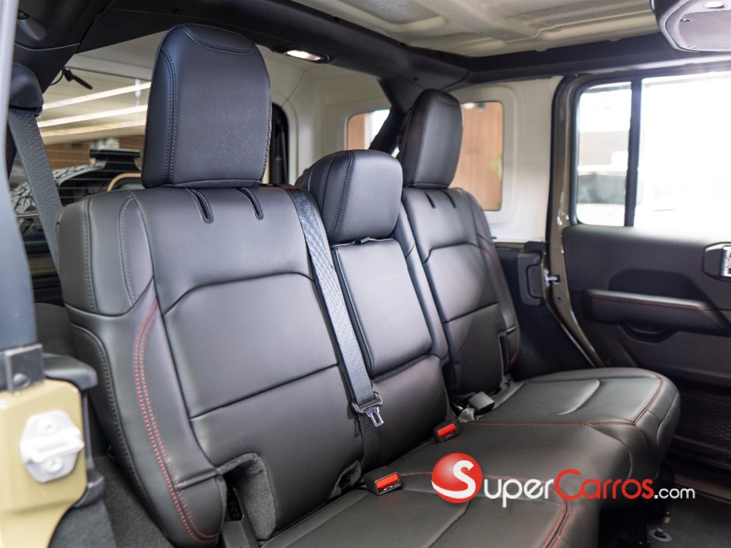 2026 Jeep Wrangler Rubicon — foto 2 / 11