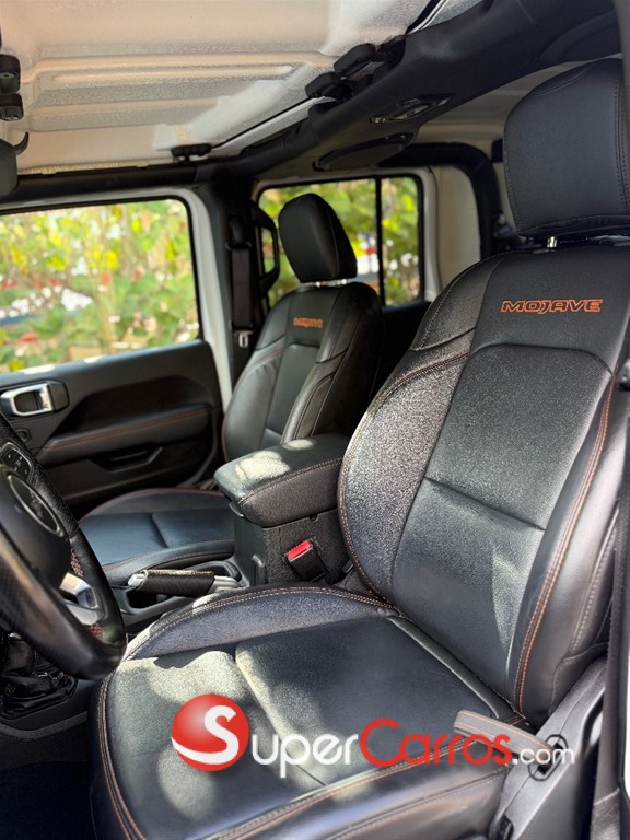2021 Jeep Gladiator Mojave — foto 8 / 12