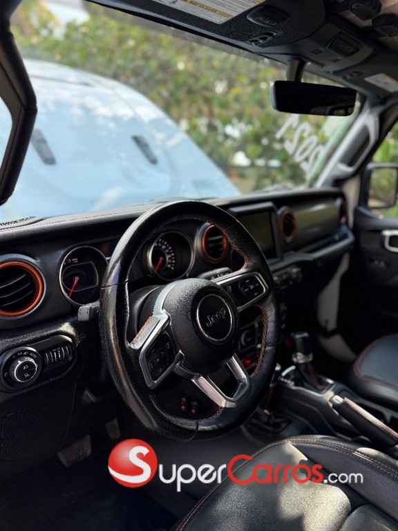 2021 Jeep Gladiator Mojave — foto 9 / 12