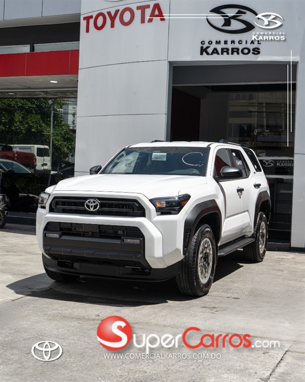 2026 Toyota 4 Runner SR5 — foto 3 / 12