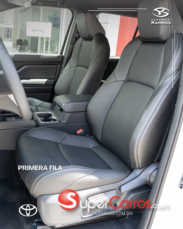 2026 Toyota 4 Runner SR5 — foto 5 / 12
