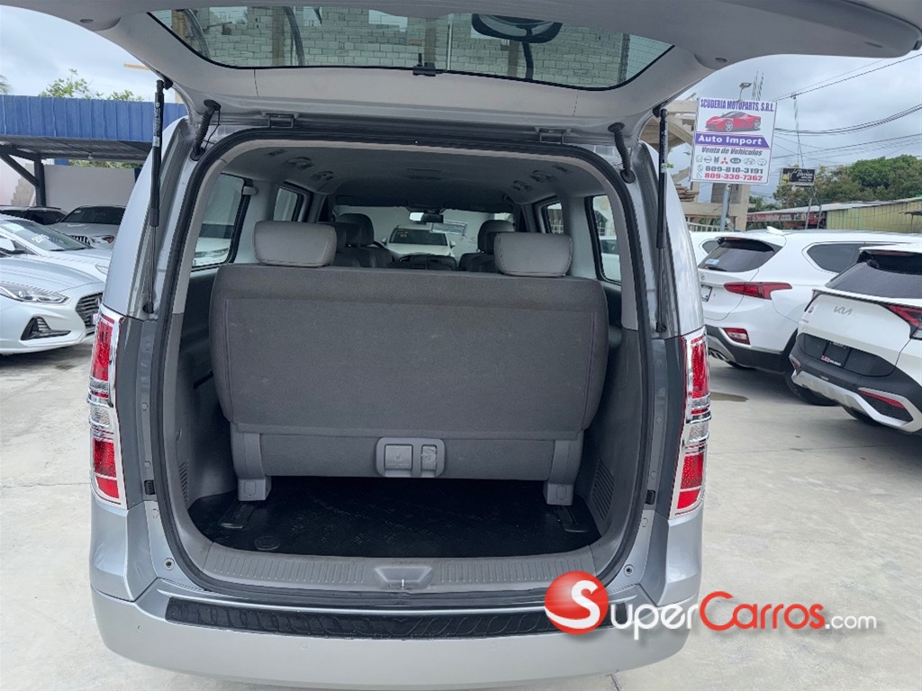 2021 Hyundai Grand Starex — foto 6 / 12