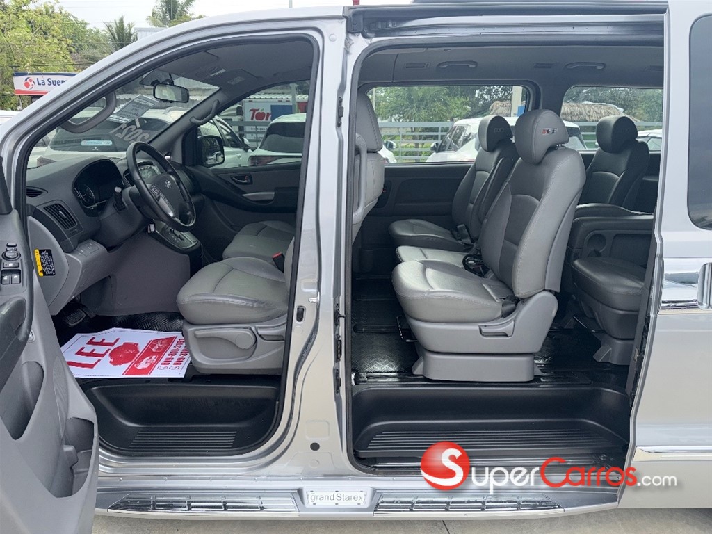 2021 Hyundai Grand Starex — foto 7 / 12