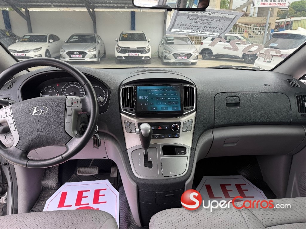 2021 Hyundai Grand Starex — foto 9 / 12