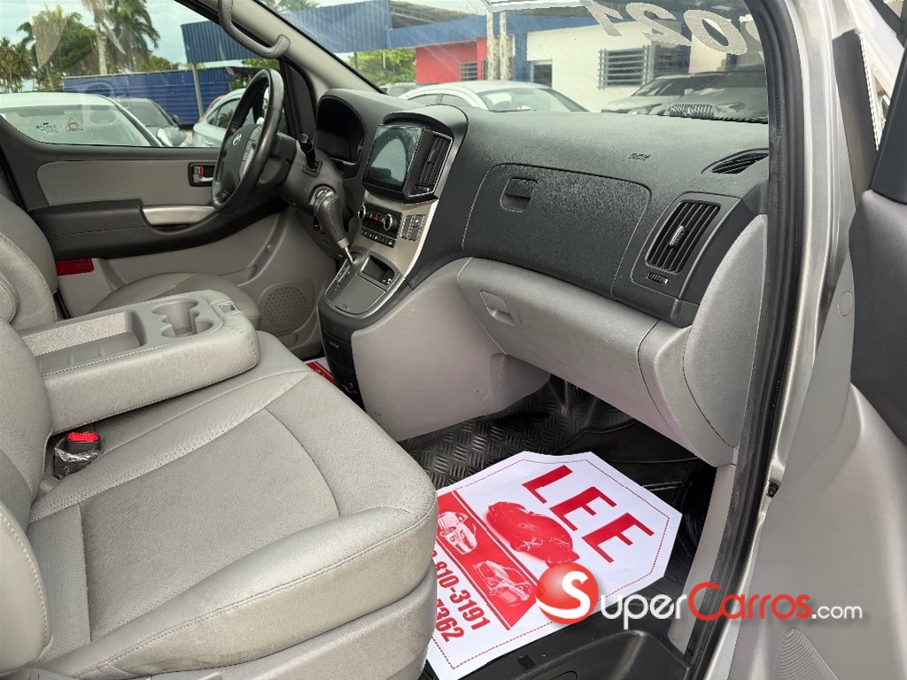 2021 Hyundai Grand Starex — foto 12 / 12