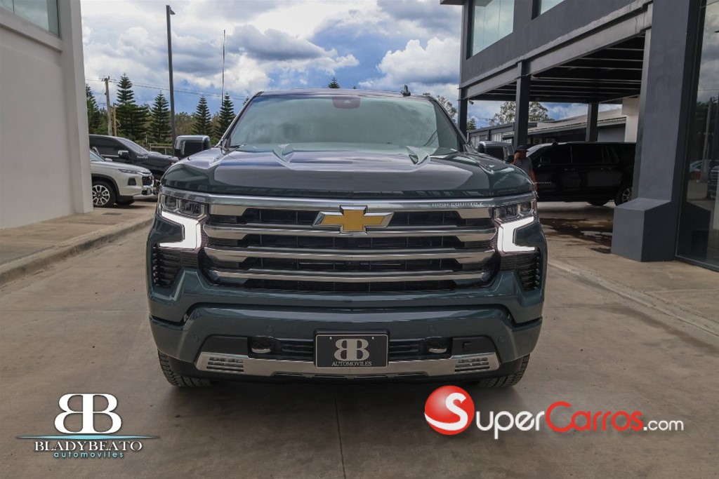 2026 Chevrolet Silverado High Country Duramax — foto 4 / 12
