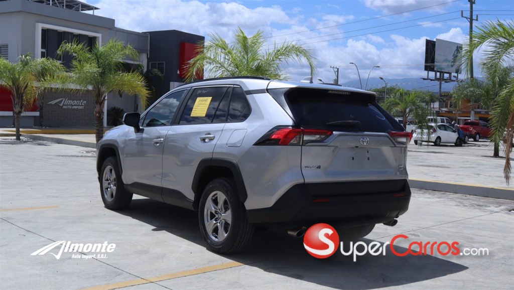 2022 Toyota RAV4 — foto 2 / 11