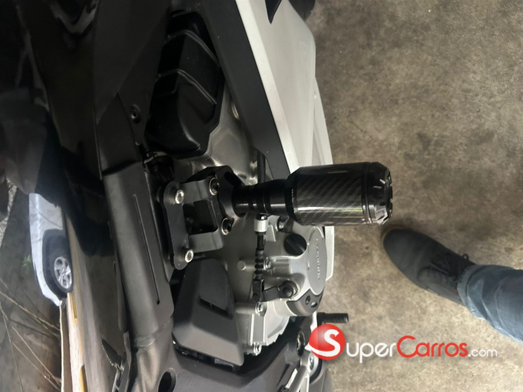 2025 CF Moto 650 — foto 10 / 10