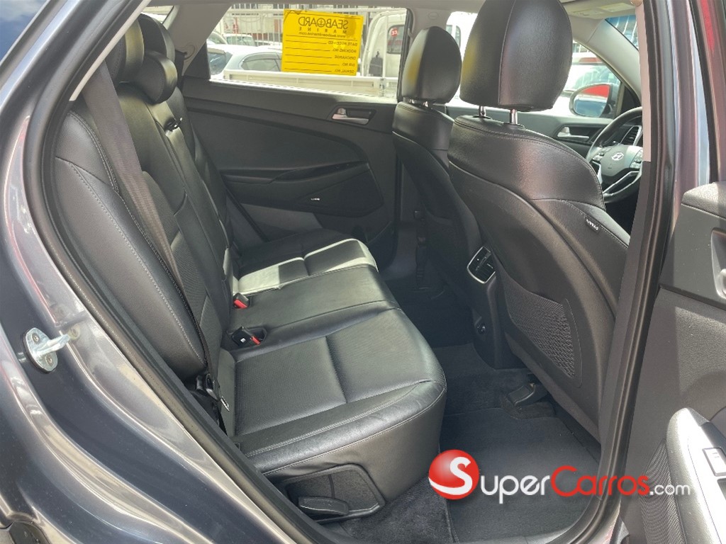 2019 Hyundai Tucson Ultimate — foto 8 / 12
