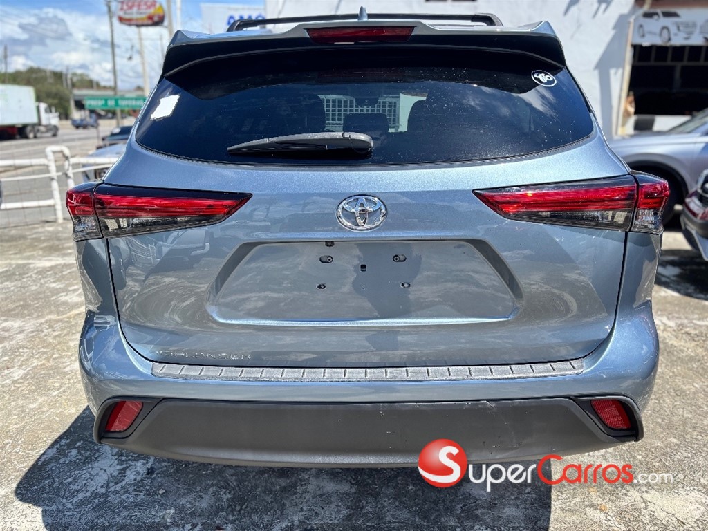 2022 Toyota Highlander XLE — foto 5 / 11