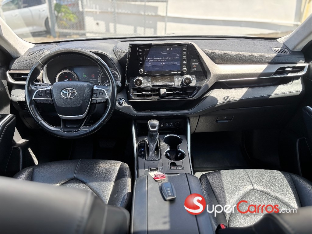 2022 Toyota Highlander XLE — foto 8 / 11