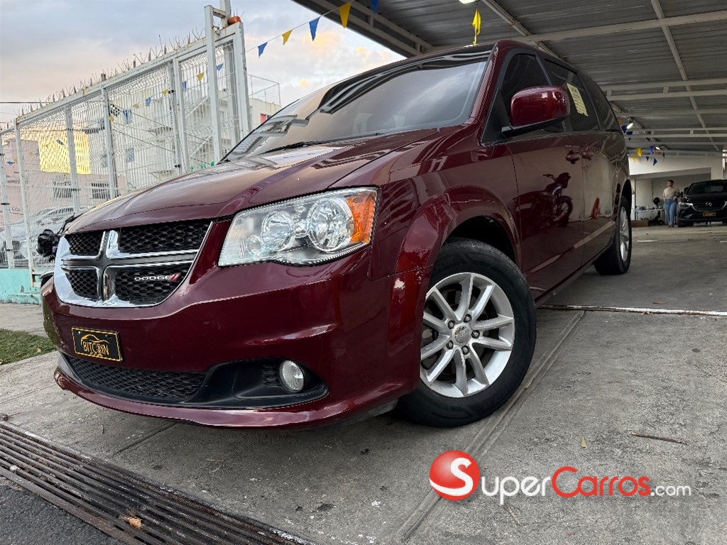 2019 Dodge Caravan SXT — foto 2 / 7