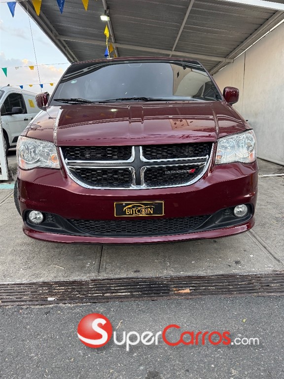 2019 Dodge Caravan SXT — foto 3 / 7
