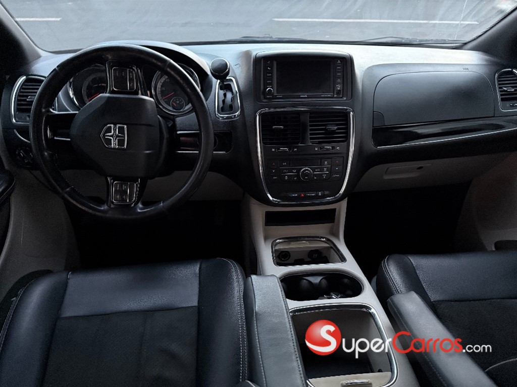 2019 Dodge Caravan SXT — foto 4 / 7