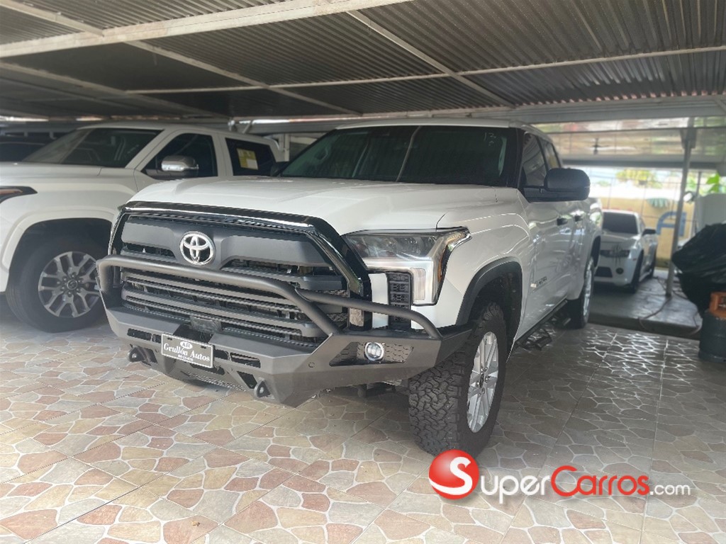 2022 Toyota Tundra SR5
