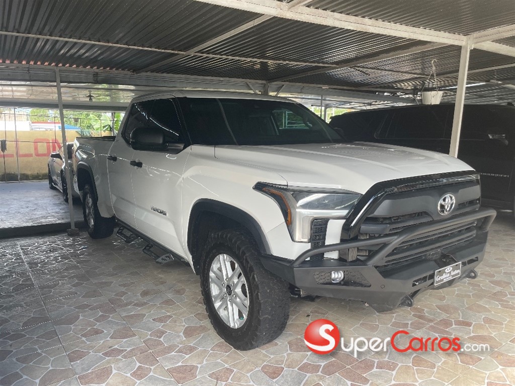 2022 Toyota Tundra SR5 — foto 5 / 8