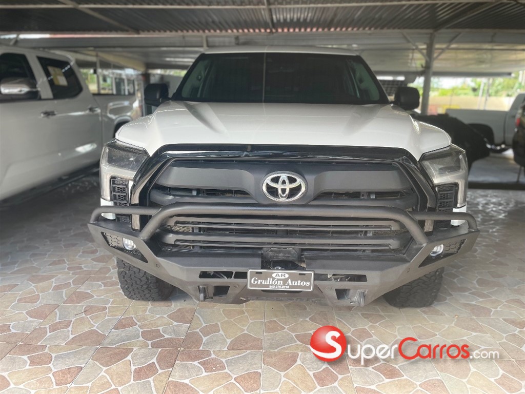2022 Toyota Tundra SR5 — foto 6 / 8
