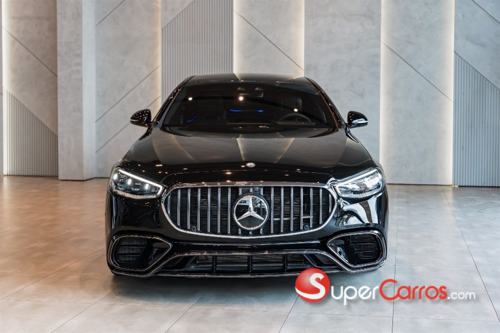 2025 Mercedes-Benz Clase S 63 E PERFORMANCE — foto 2 / 12