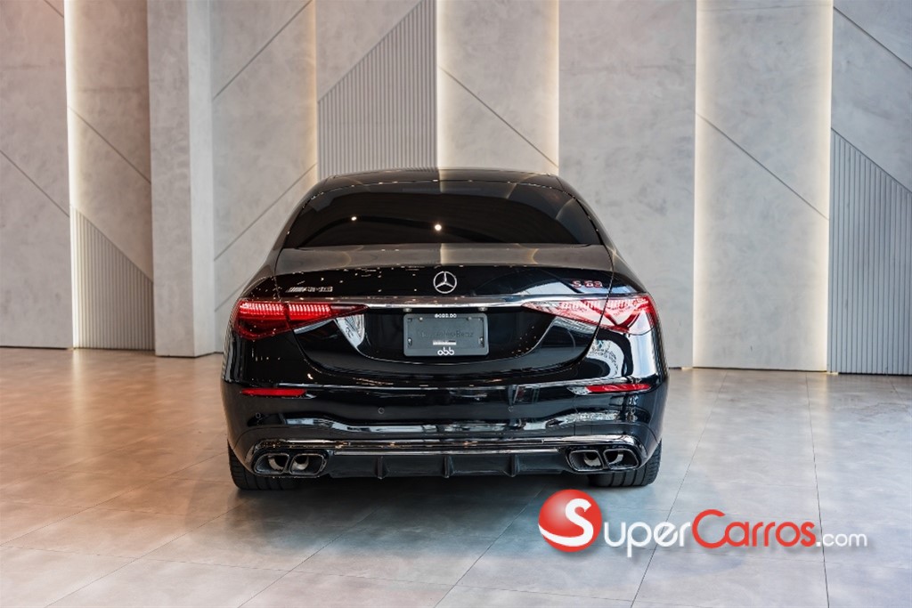 2025 Mercedes-Benz Clase S 63 E PERFORMANCE — foto 5 / 12