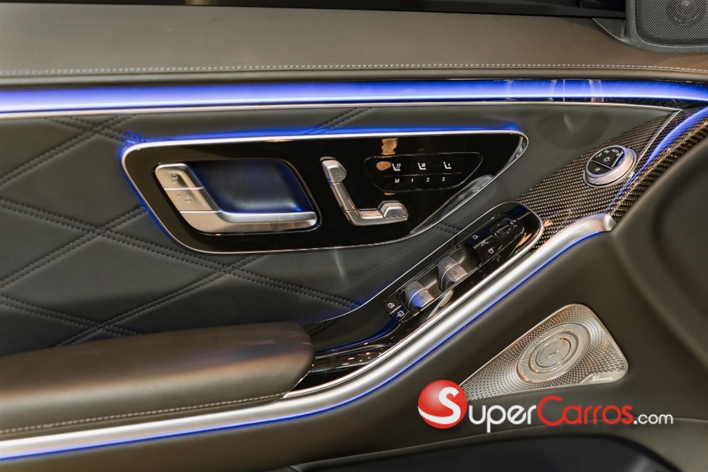 2025 Mercedes-Benz Clase S 63 E PERFORMANCE — foto 10 / 12