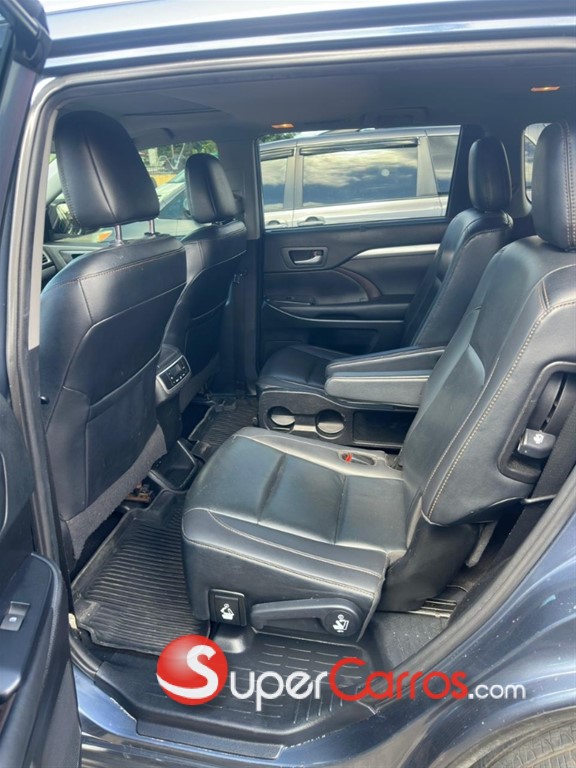 2019 Toyota Highlander XLE — foto 4 / 12