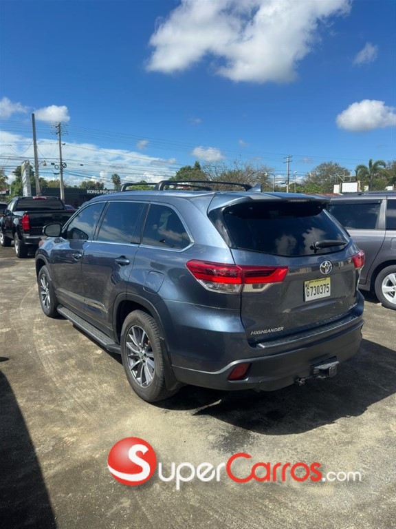 2019 Toyota Highlander XLE — foto 7 / 12