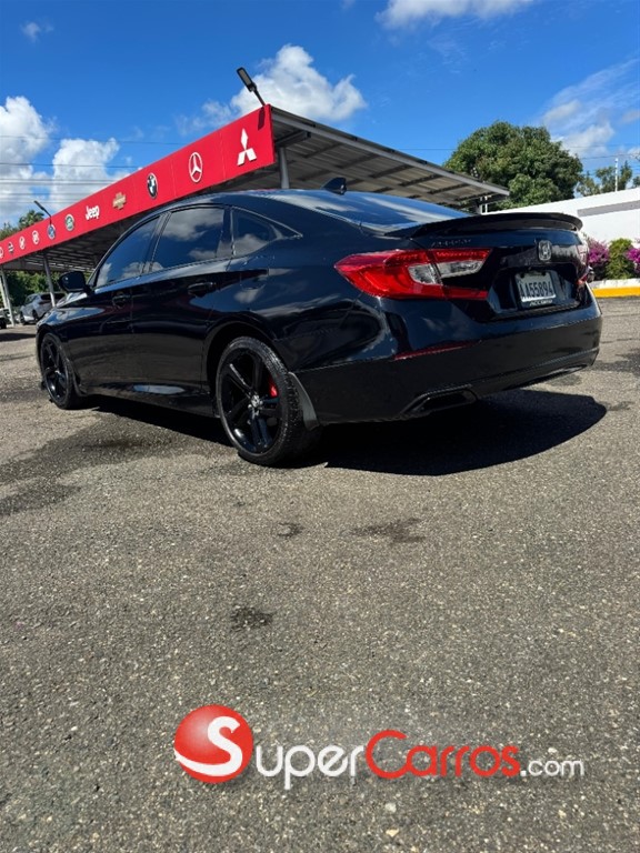 2018 Honda Accord LX — foto 5 / 8