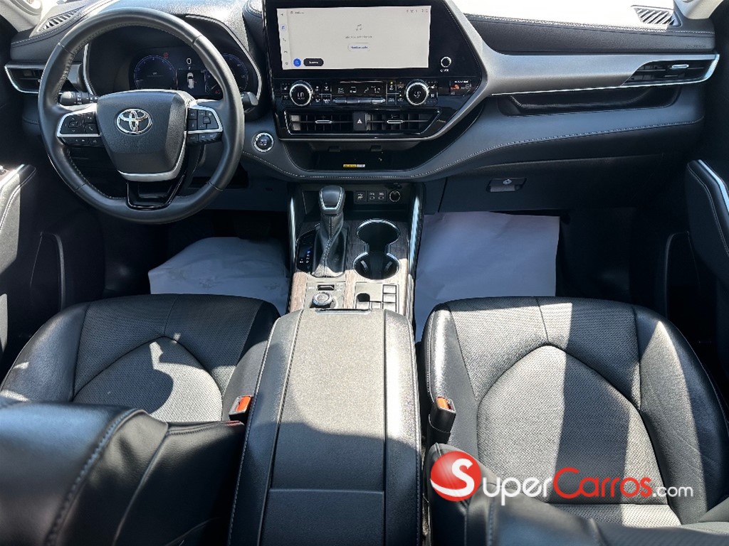 2023 Toyota Highlander Limited — foto 9 / 12