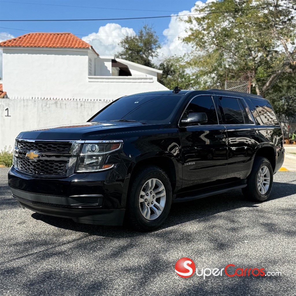 2019 Chevrolet Tahoe LT — foto 2 / 12