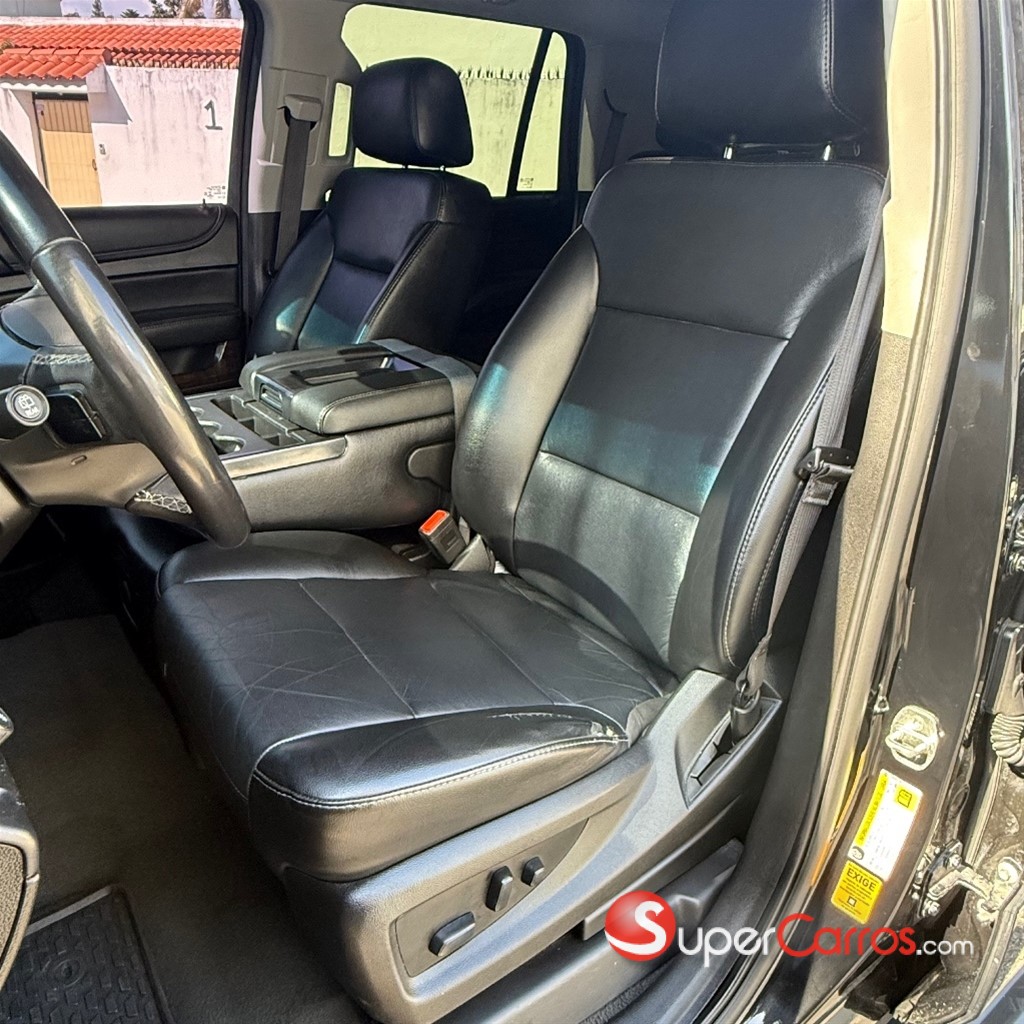 2019 Chevrolet Tahoe LT — foto 5 / 12