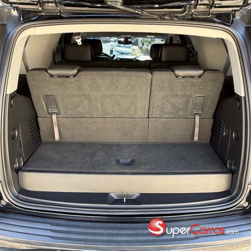 2019 Chevrolet Tahoe LT — foto 12 / 12