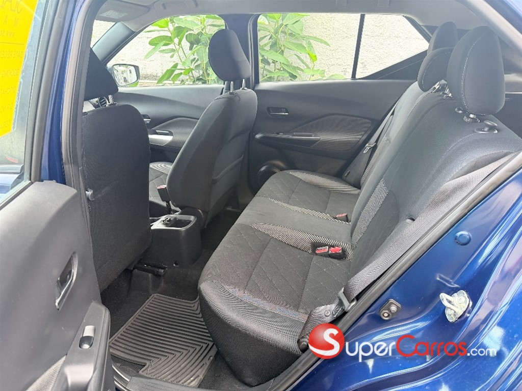 2020 Nissan Kicks SV — foto 6 / 8