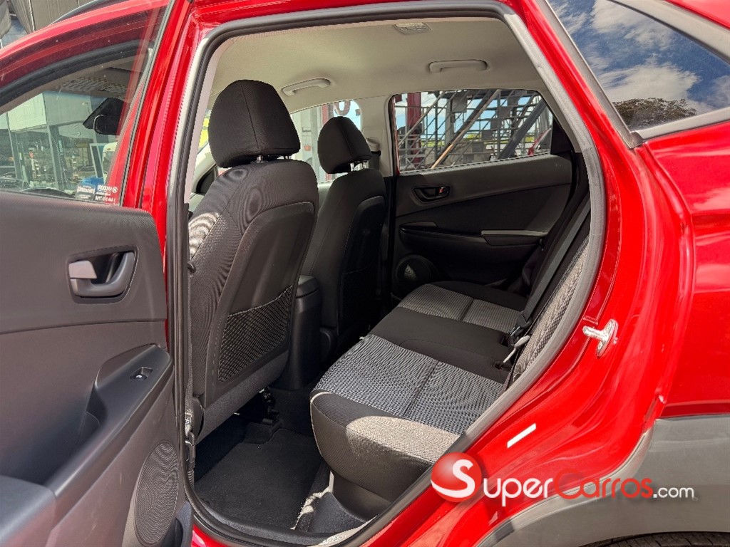 2020 Hyundai KONA SEL — foto 5 / 10