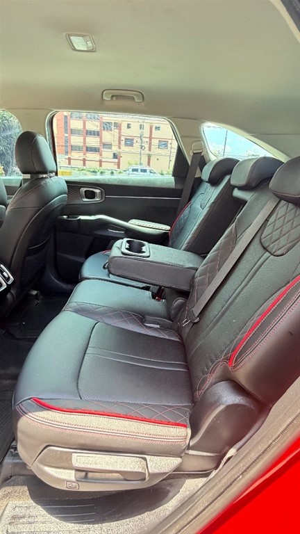 2023 Kia Sorento Luxury — foto 6 / 12