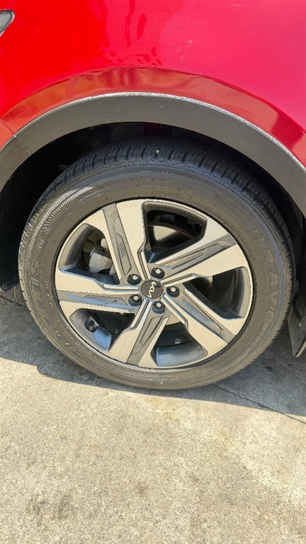 2023 Kia Sorento Luxury — foto 8 / 12