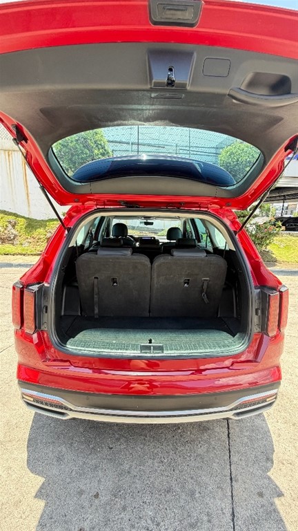 2023 Kia Sorento Luxury — foto 10 / 12